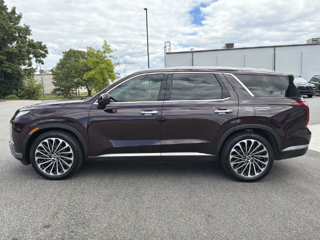 Used 2025 Hyundai Palisade Limited FWD image 10