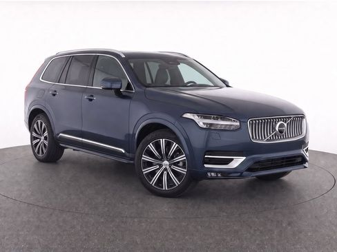 Used 2024 Volvo XC90 B5 Plus AWD/4WD image 2
