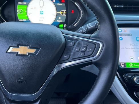 Used 2017 Chevrolet Bolt Premier w/ Driver Confidence II Package image 18