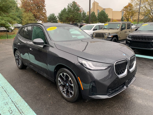 Used 2025 BMW X3 xDrive30i w/ Premium Package AWD/4WD image 8