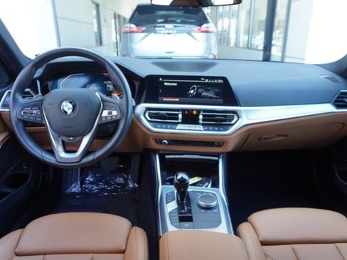 Used 2022 BMW 330i Sedan w/ Premium Package 2 image 16