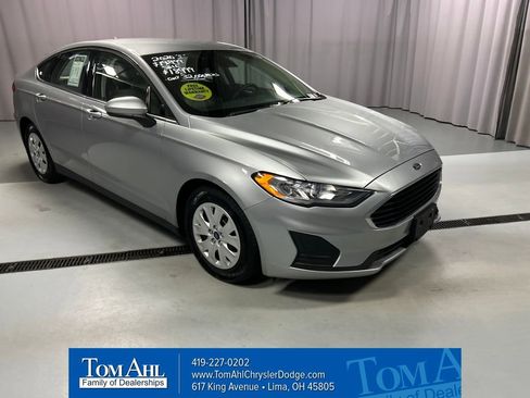 Used 2020 Ford Fusion S image 1