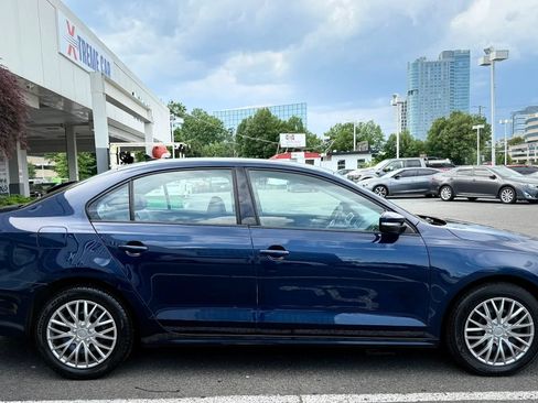 Used 2014 Volkswagen Jetta SE FWD image 8