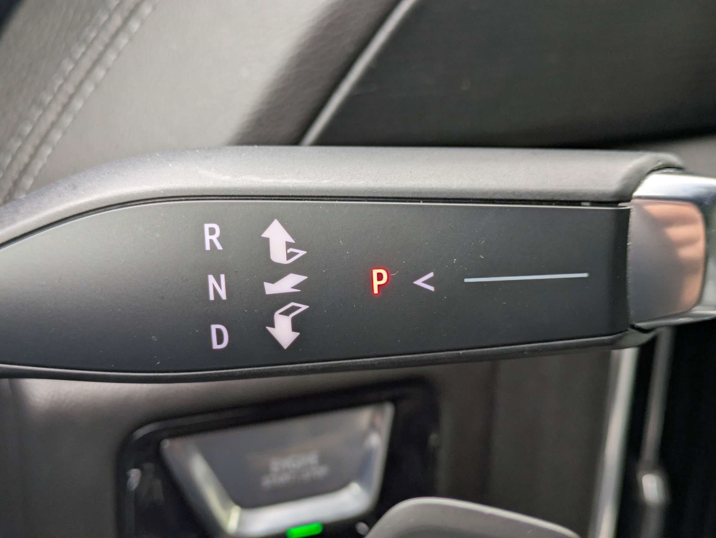Used 2025 GMC Yukon XL Denali AWD/4WD image 30