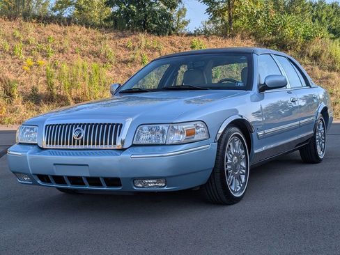 Used 2011 Mercury Grand Marquis LS image 3