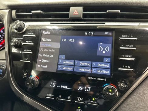Used 2019 Toyota Camry XSE FWD image 20