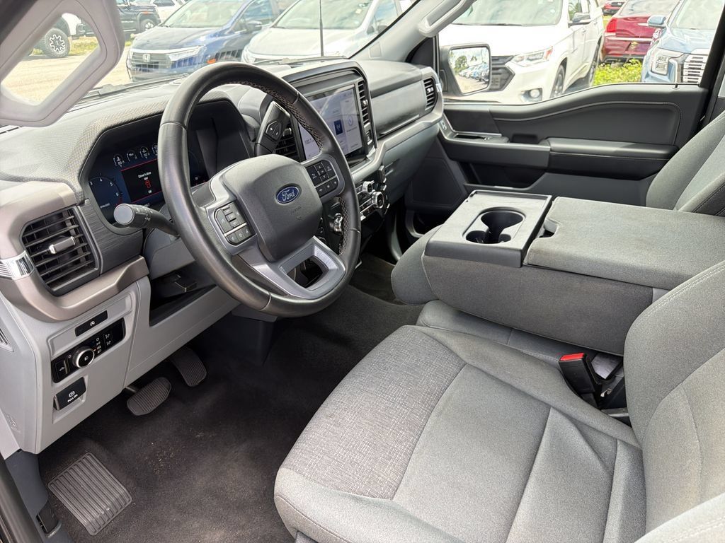 Used 2025 Ford F150 XLT w/ Equipment Group 301A Standard AWD/4WD image 19