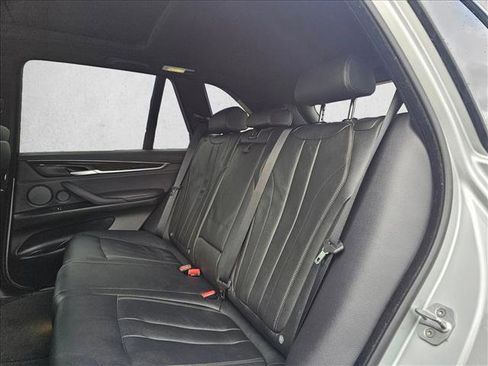 Used 2018 BMW X5 xDrive40e image 16