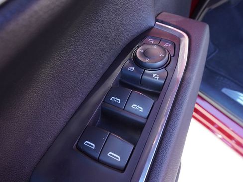 Certified 2023 GMC Sierra 1500 SLT w/ SLT Convenience Package image 17