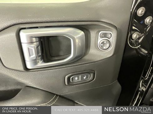 Used 2021 Jeep Gladiator Overland w/ Popular Equipment Package image 16