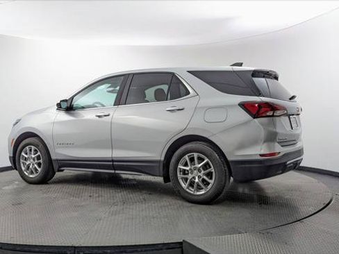 Used 2022 Chevrolet Equinox LT FWD image 6