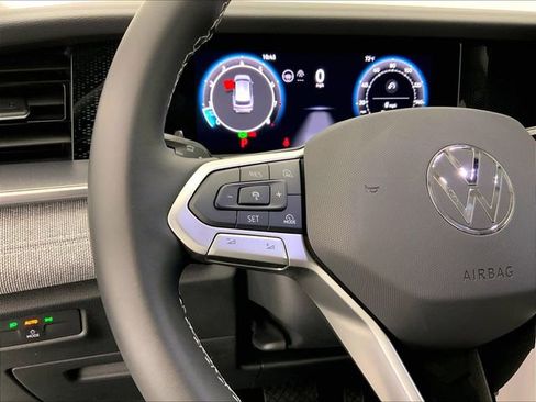 Certified 2025 Volkswagen Tiguan S AWD/4WD image 13