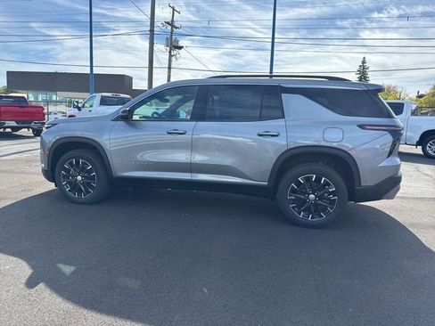 New 2026 Chevrolet Traverse LT w/ Sun and Wheel Package image 4