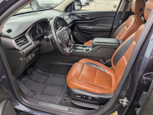 Used 2018 GMC Acadia SLT w/ LPO, Protection Package image 9