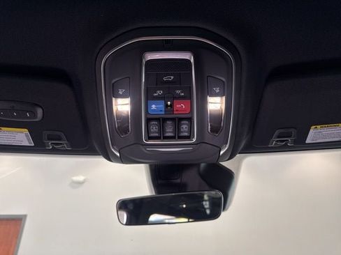 New 2026 Jeep Grand Cherokee L Limited AWD/4WD image 32