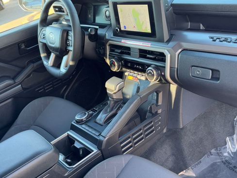 Certified 2025 Toyota Tacoma SR5 image 12