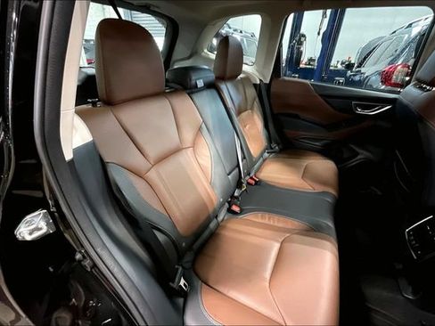 Used 2023 Subaru Forester Touring AWD/4WD image 27