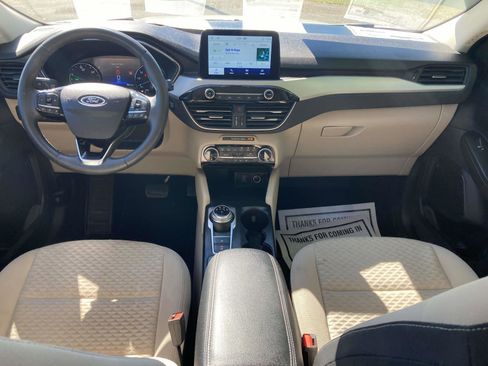 Used 2022 Ford Escape SE w/ Convenience Package image 17