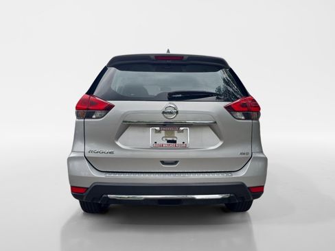 Used 2018 Nissan Rogue S AWD/4WD image 4