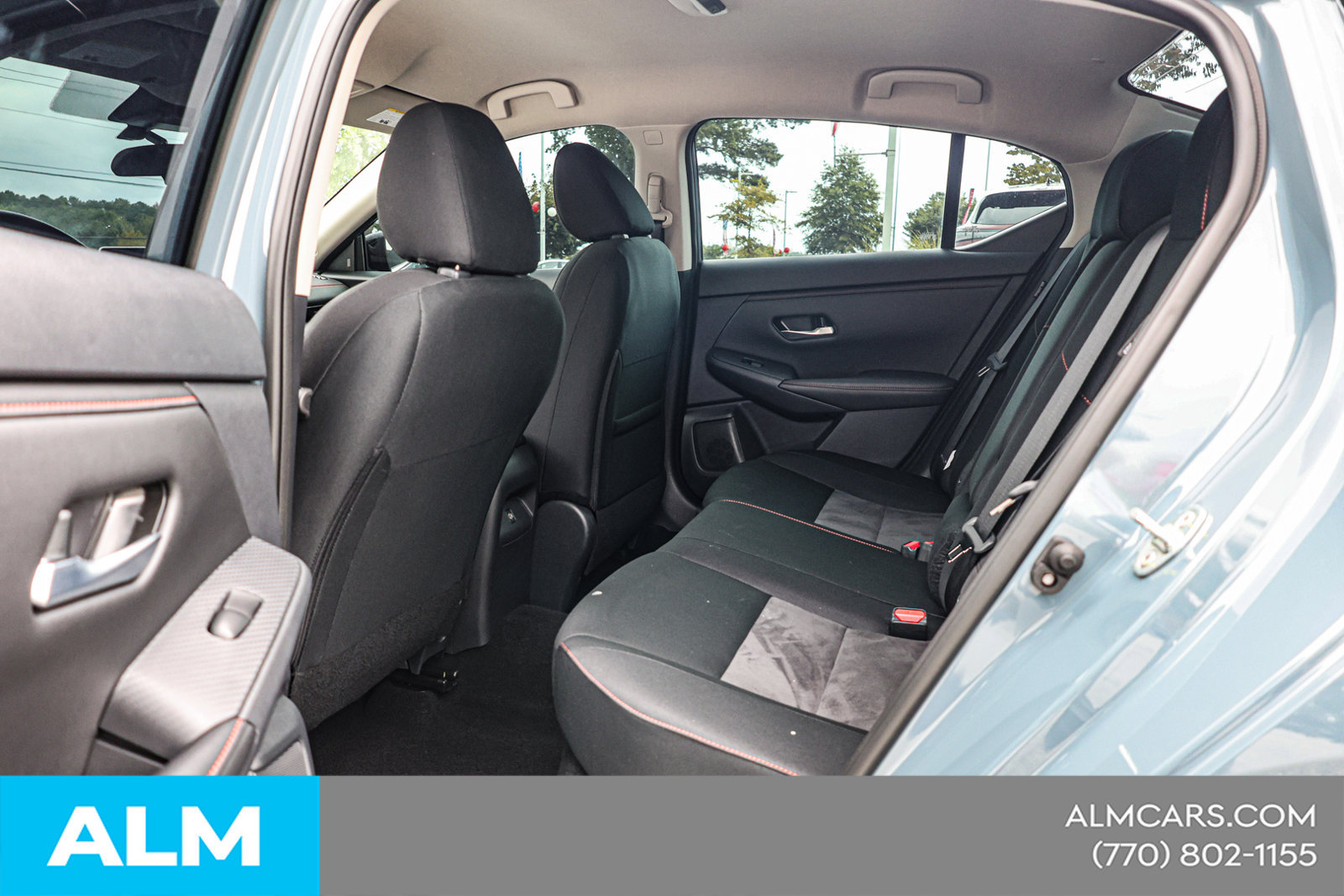 Used 2025 Nissan Sentra SR FWD image 18