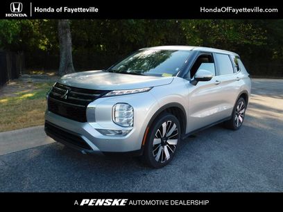 Used 2025 Mitsubishi Outlander SE