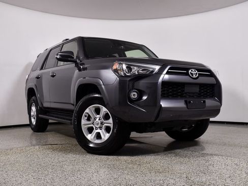 Used 2022 Toyota 4Runner SR5 Premium AWD/4WD image 11