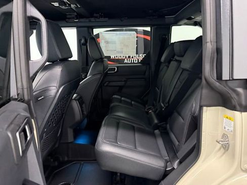 New 2026 Ford Bronco Big Bend w/ Black Diamond Package AWD/4WD image 15