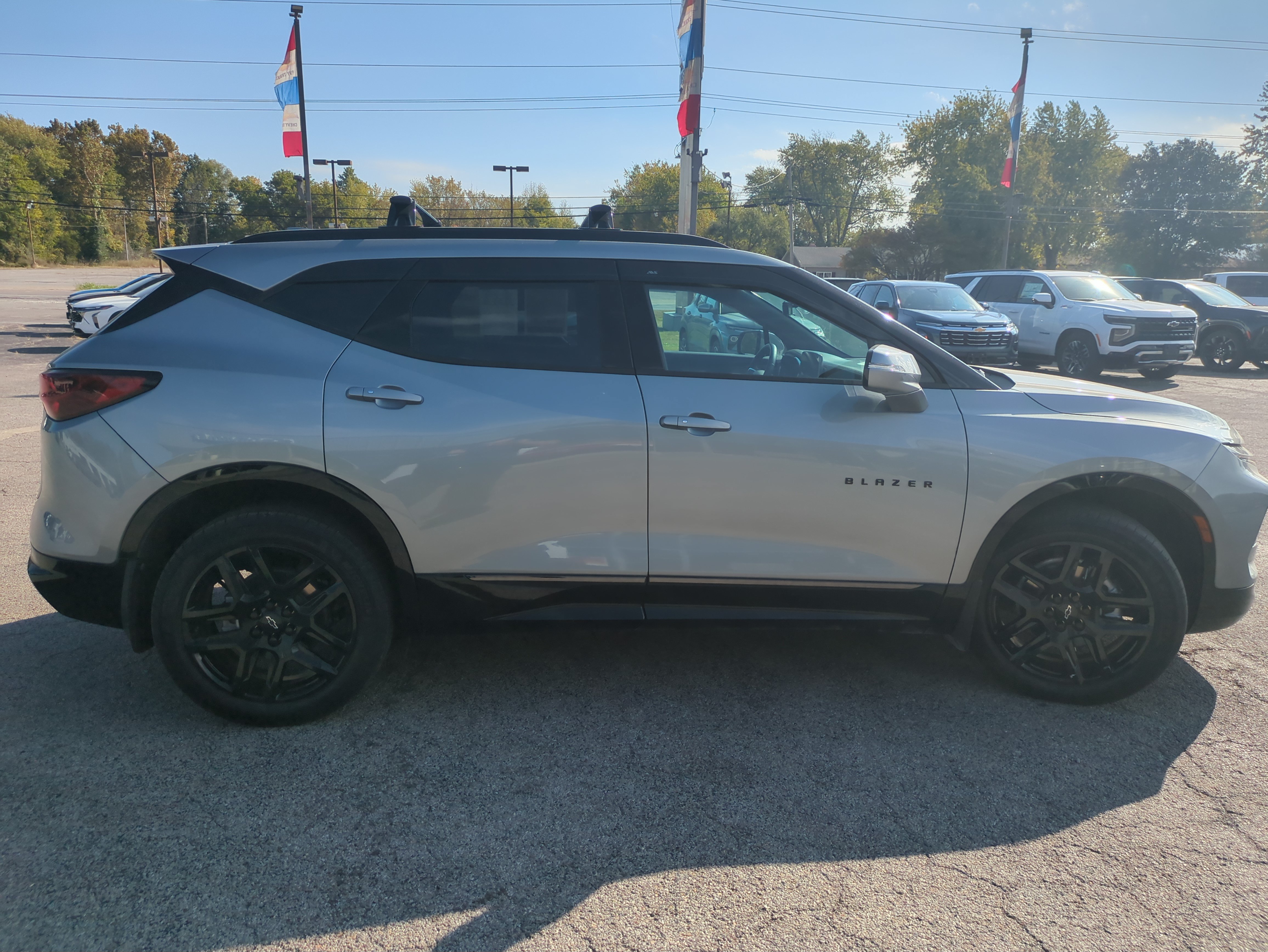 Used 2025 Chevrolet Blazer RS w/ Driver Confidence II Package AWD/4WD image 4