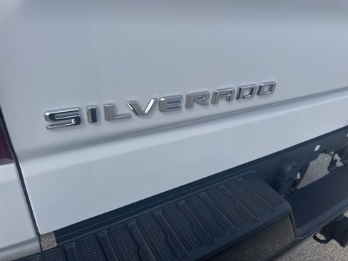 Used 2024 Chevrolet Silverado 1500 Custom Trail Boss AWD/4WD image 13