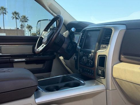 Used 2016 RAM 3500 Laramie w/ Convenience Group AWD/4WD image 26