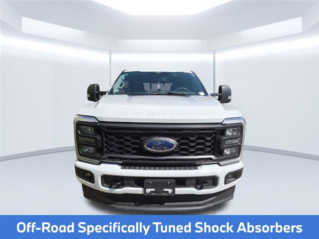 Used 2025 Ford F250 XL w/ STX Appearance Package AWD/4WD image 5