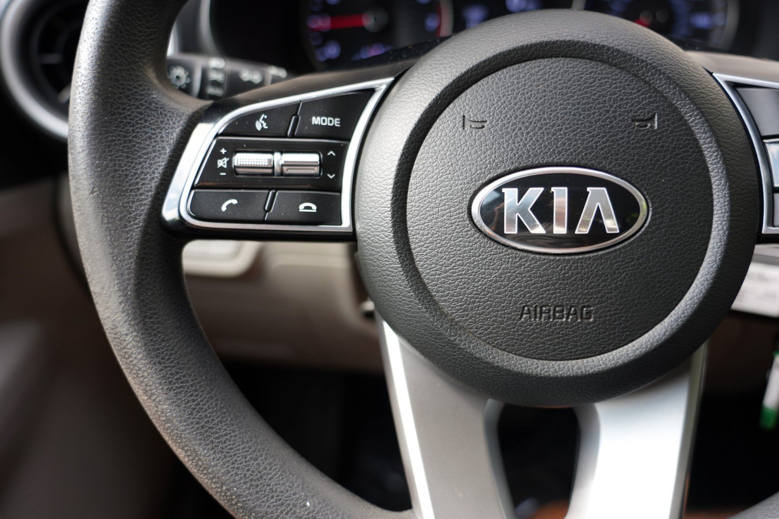 Used 2020 Kia Forte LXS FWD image 19