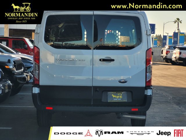 Used 2025 Ford Transit 250 Low Roof w/ Exterior Upgrade Package RWD image 4