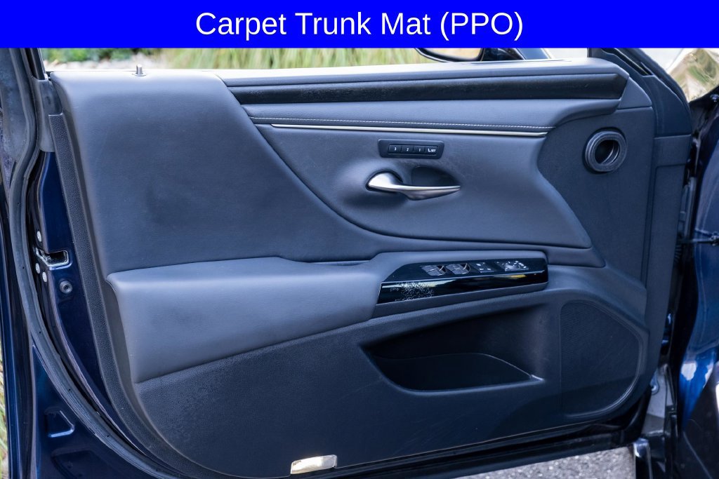 Used 2022 Lexus ES 300h w/ Premium Package FWD image 11