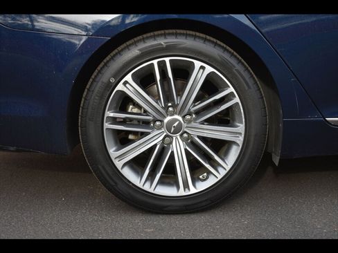 Used 2019 Genesis G80 3.8 RWD image 35