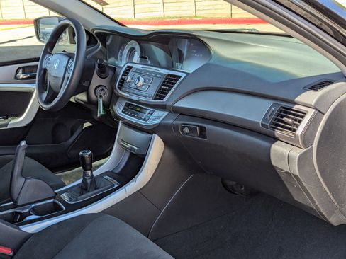 Used 2013 Honda Accord LX-S image 27