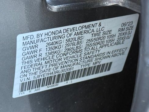 Used 2024 Acura MDX SH-AWD w/ Technology Package image 29