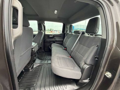 Used 2021 Chevrolet Silverado 1500 W/T w/ Z71 Off-Road Package AWD/4WD image 15
