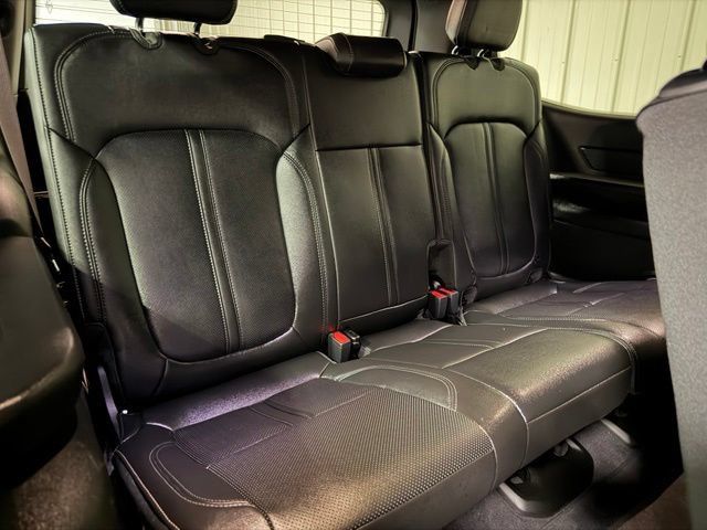 Used 2024 Jeep Wagoneer 4WD image 25