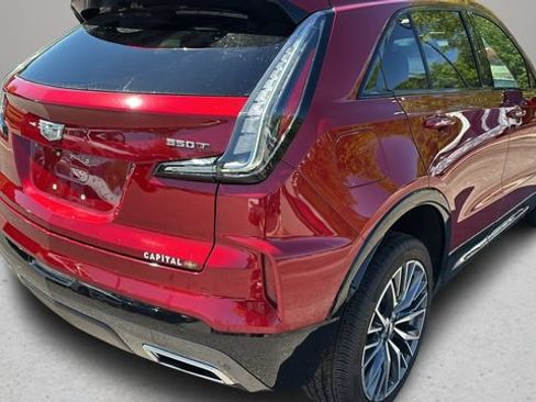Used 2024 Cadillac XT4 Sport FWD image 11