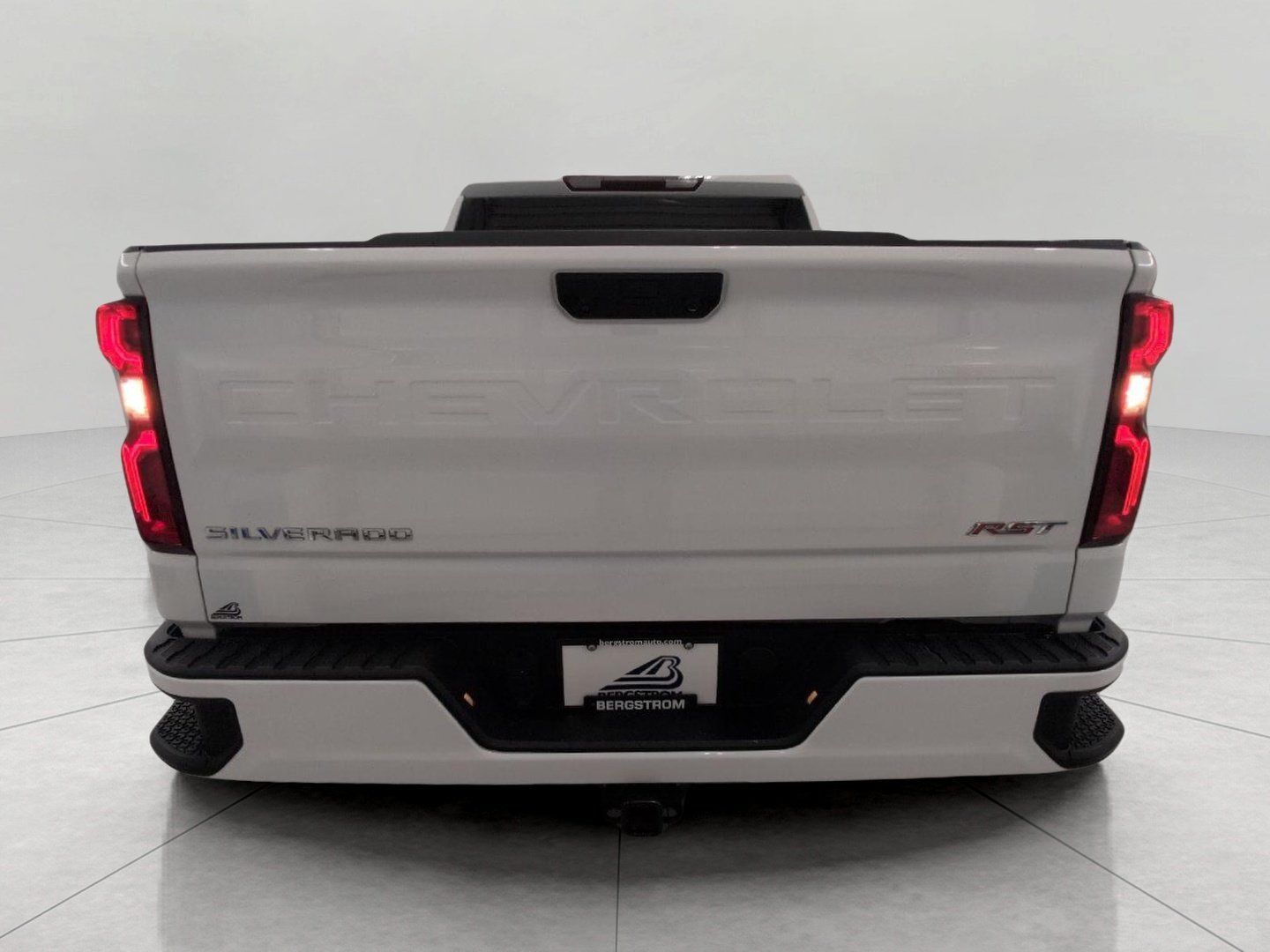 Certified 2026 Chevrolet Silverado 1500 RST w/ RST Select Package AWD/4WD image 24