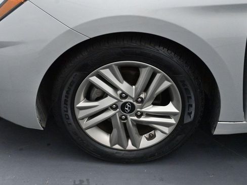 Used 2020 Hyundai Elantra SEL w/ Cargo Package (C1) FWD image 28
