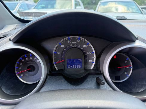 Used 2011 Honda Fit Sport image 17