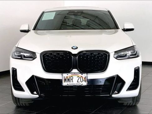 Used 2023 BMW X4 xDrive30i w/ M Sport Package AWD/4WD image 3
