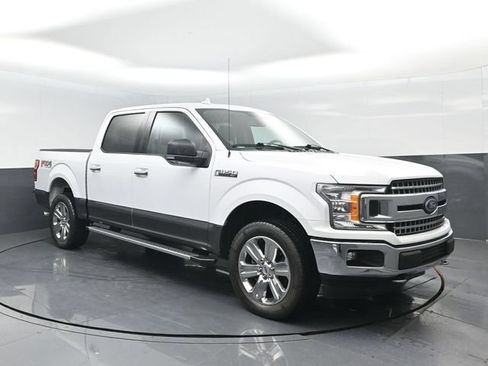 Used 2018 Ford F150 XLT w/ Equipment Group 302A Luxury AWD/4WD image 2