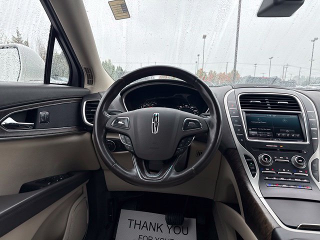 Used 2016 Lincoln MKX Reserve w/ Technology Package AWD/4WD image 17