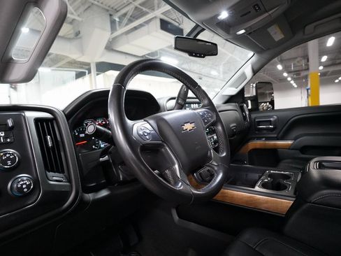 Used 2015 Chevrolet Silverado 2500 LTZ w/ Duramax Plus Package image 7
