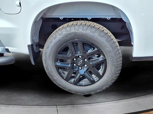 New 2026 Chevrolet Silverado 1500 Custom w/ Turbomax Blackout Package AWD/4WD image 14