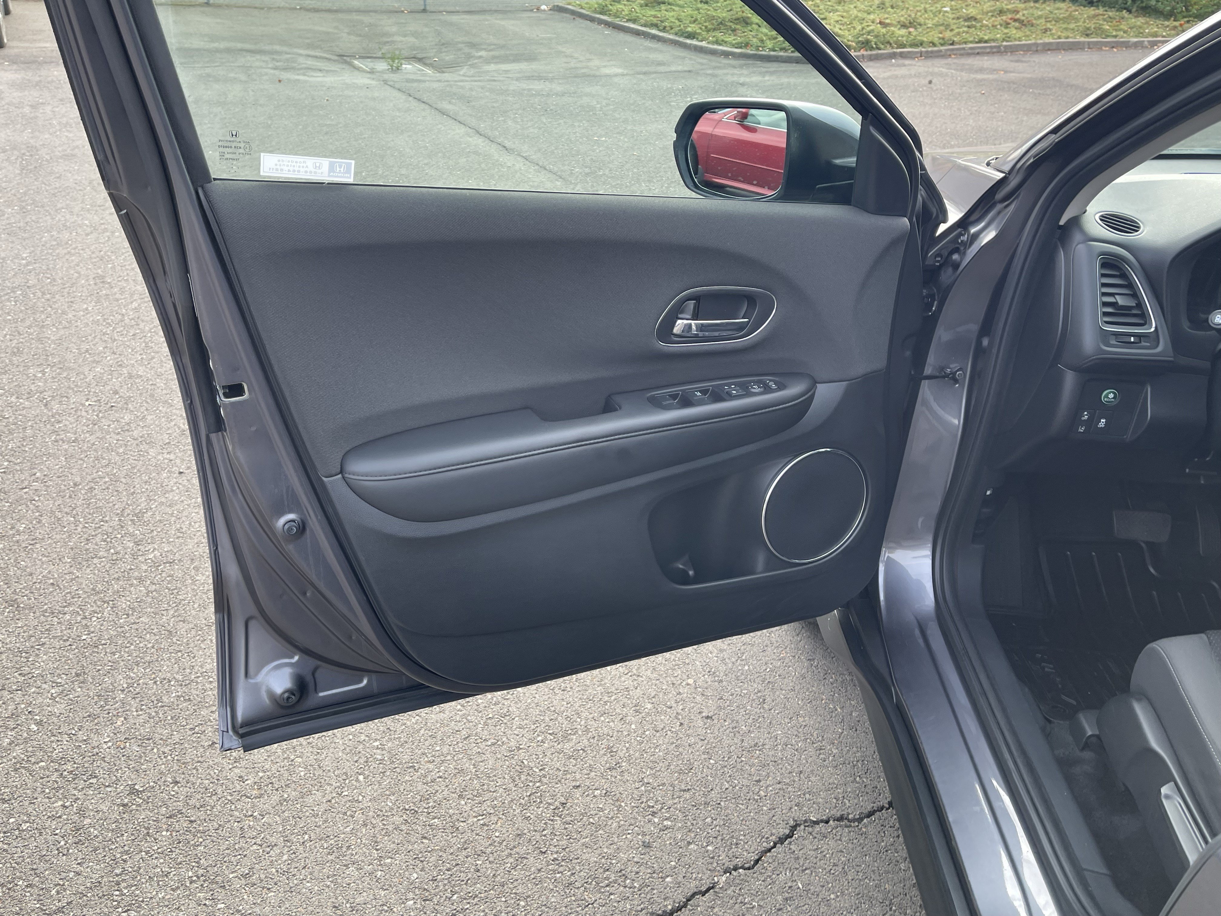 Used 2020 Honda HR-V EX image 17