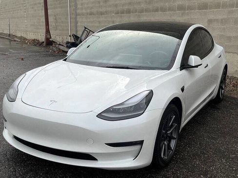 Used 2022 Tesla Model 3 Long Range image 5